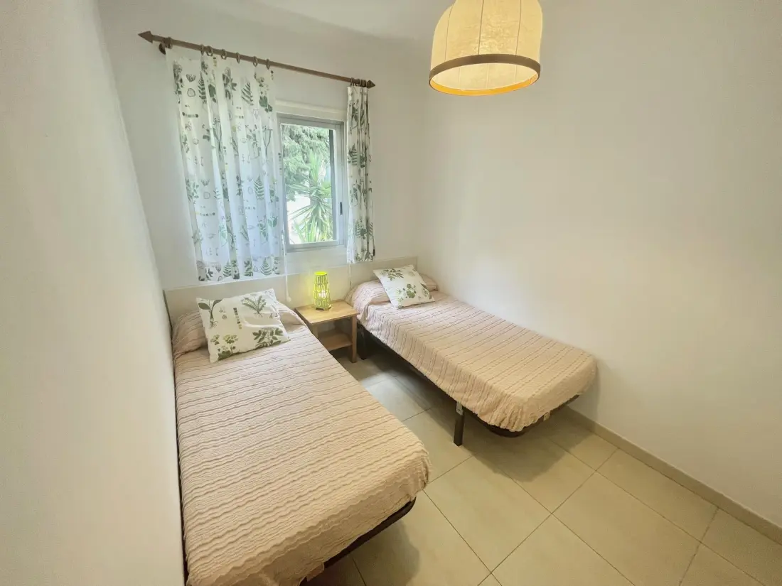 Location de Vacances Roses 397