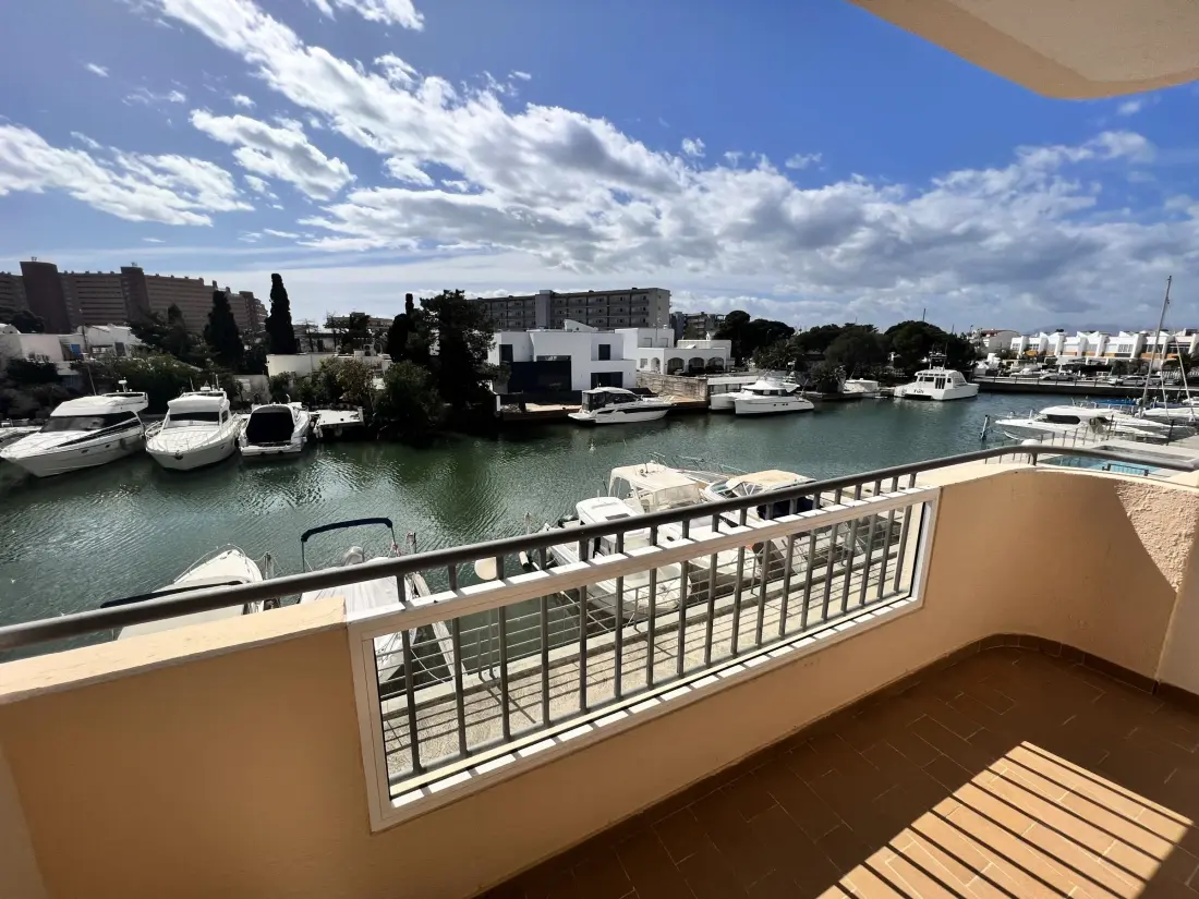 Location de Vacances Roses 402