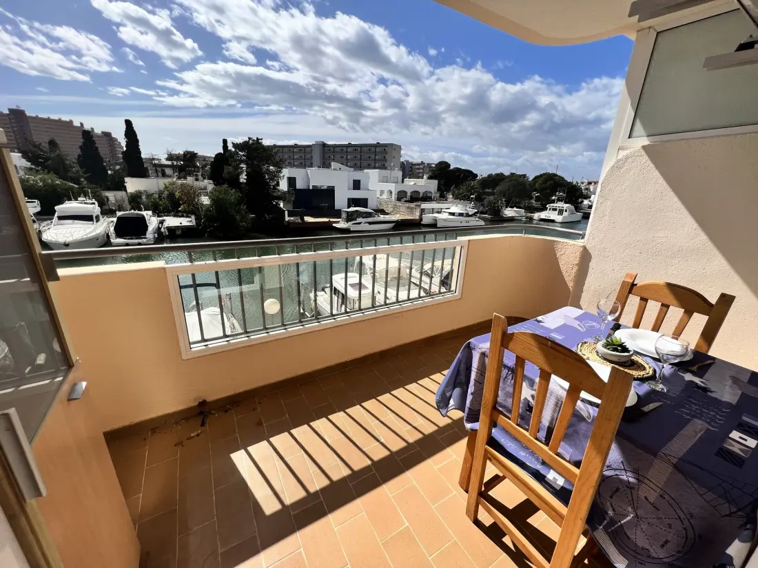 Location de Vacances Roses 402