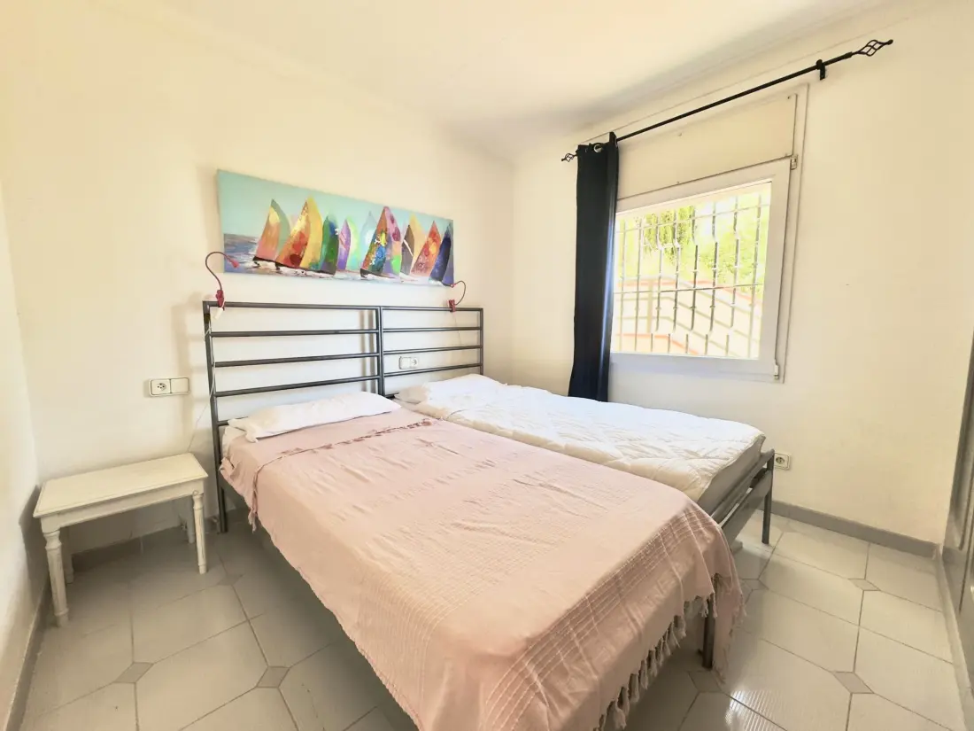 Location de Vacances Roses 421