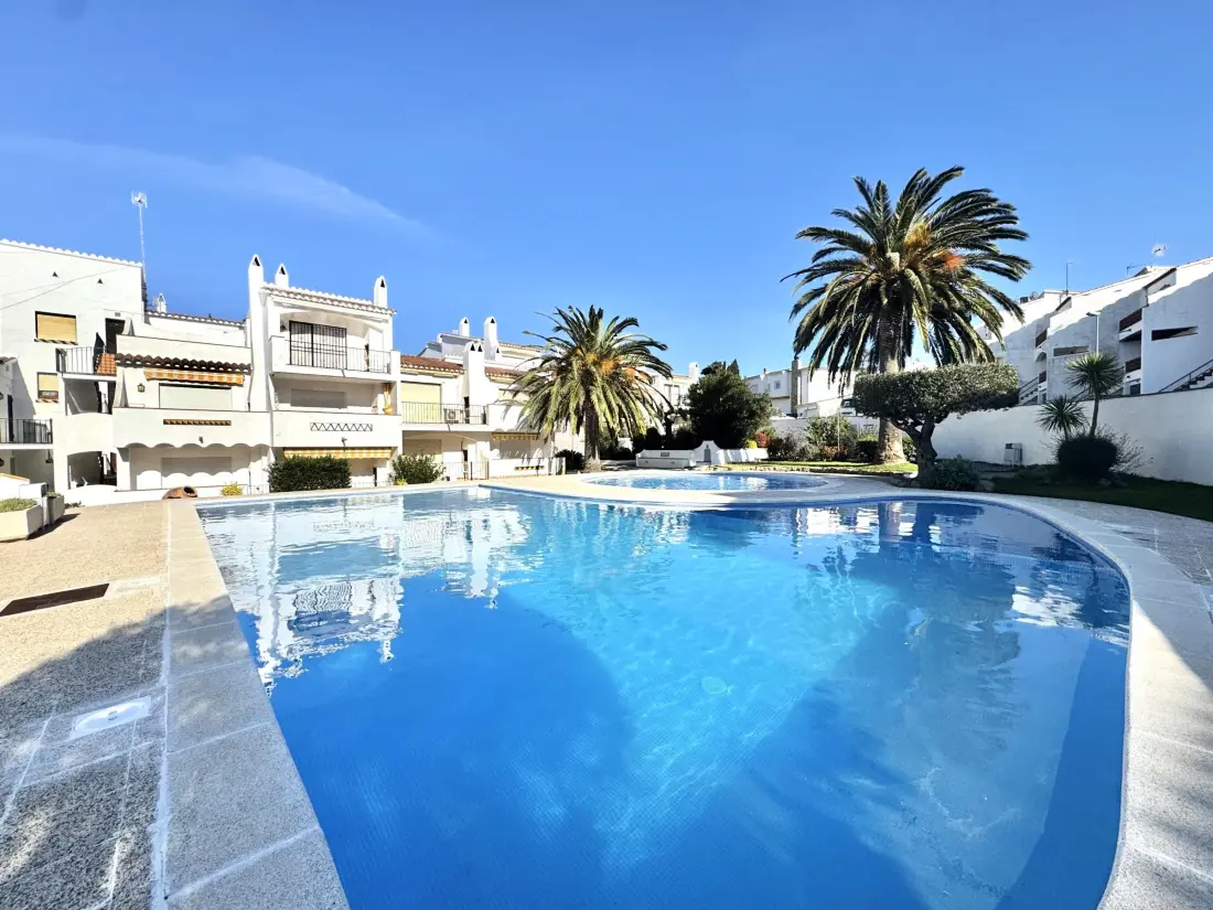 Location de Vacances Roses 425