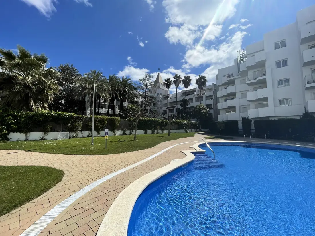 Location de Vacances Roses 431