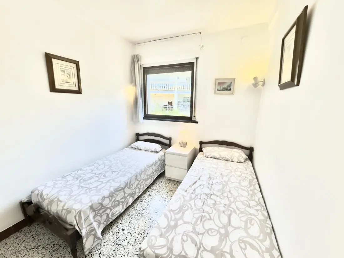 Location de Vacances Roses 471