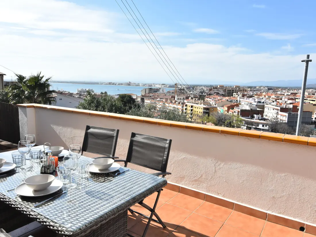 Location de Vacances Roses 481
