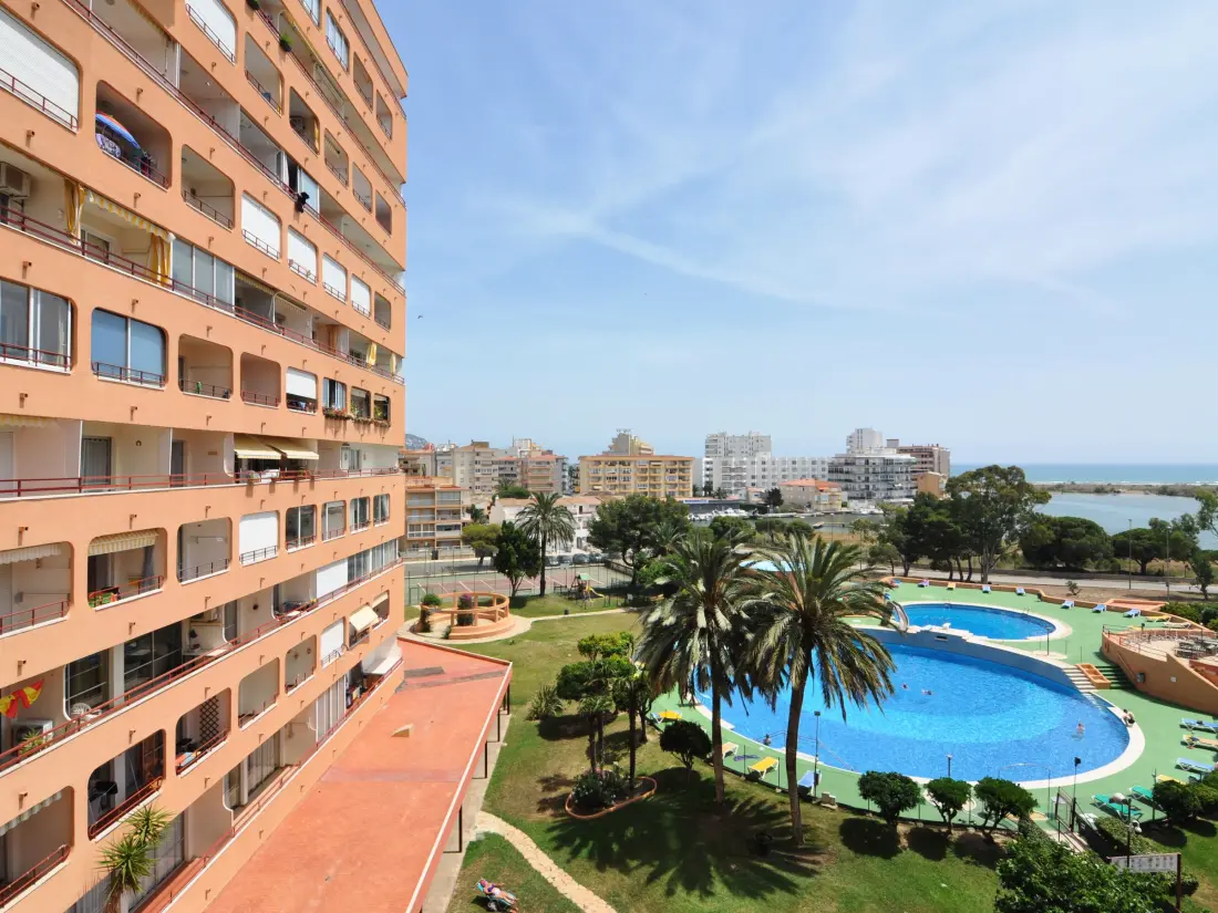 Location de Vacances Roses 486