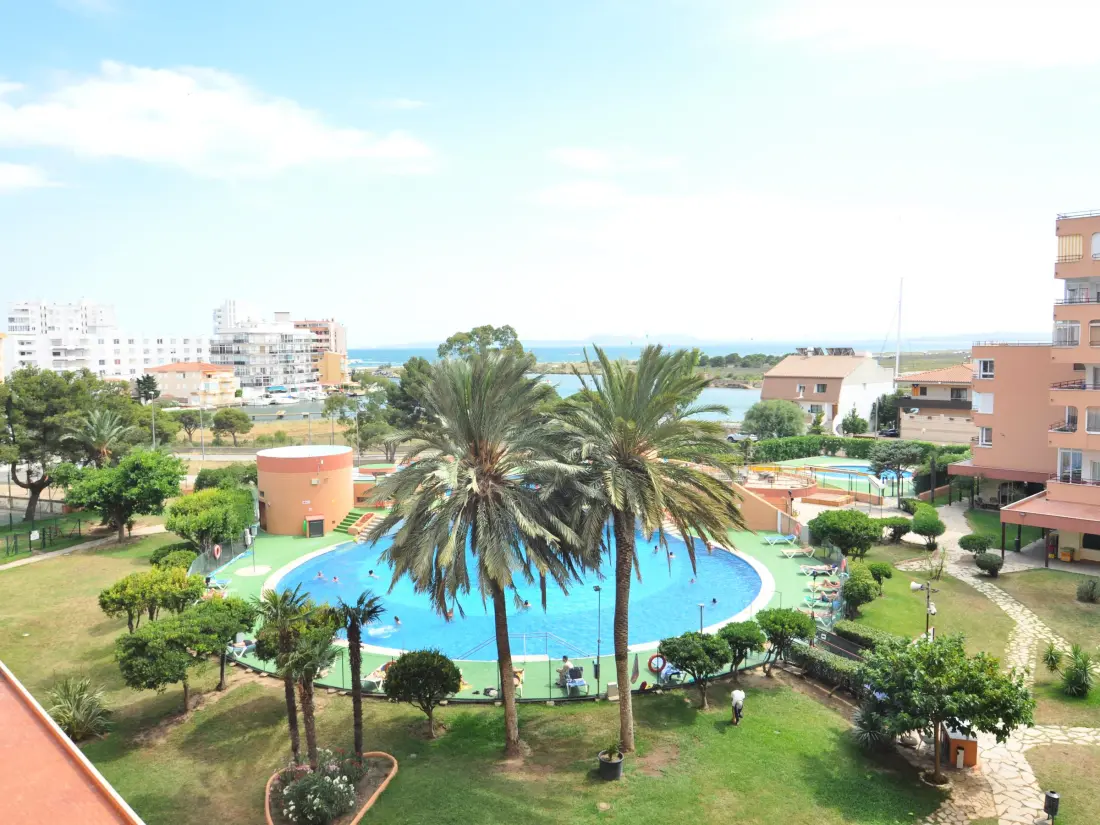 Location de Vacances Roses 487