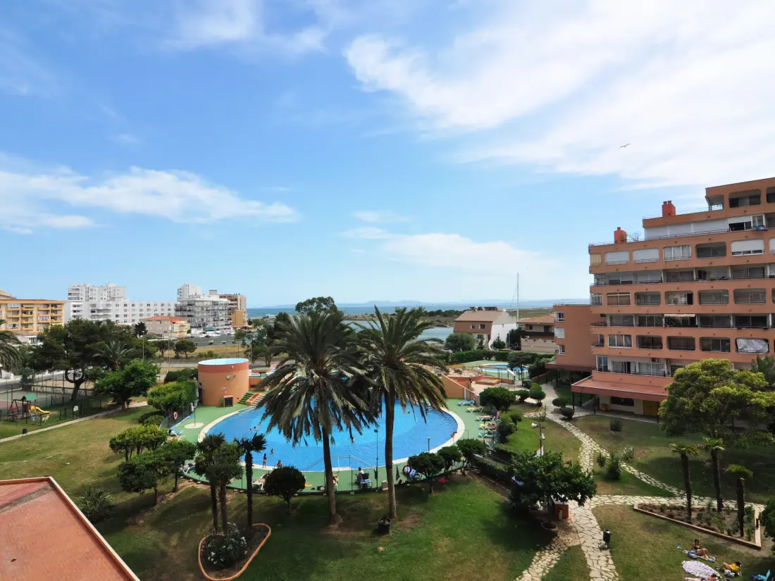 Location de Vacances Roses 487