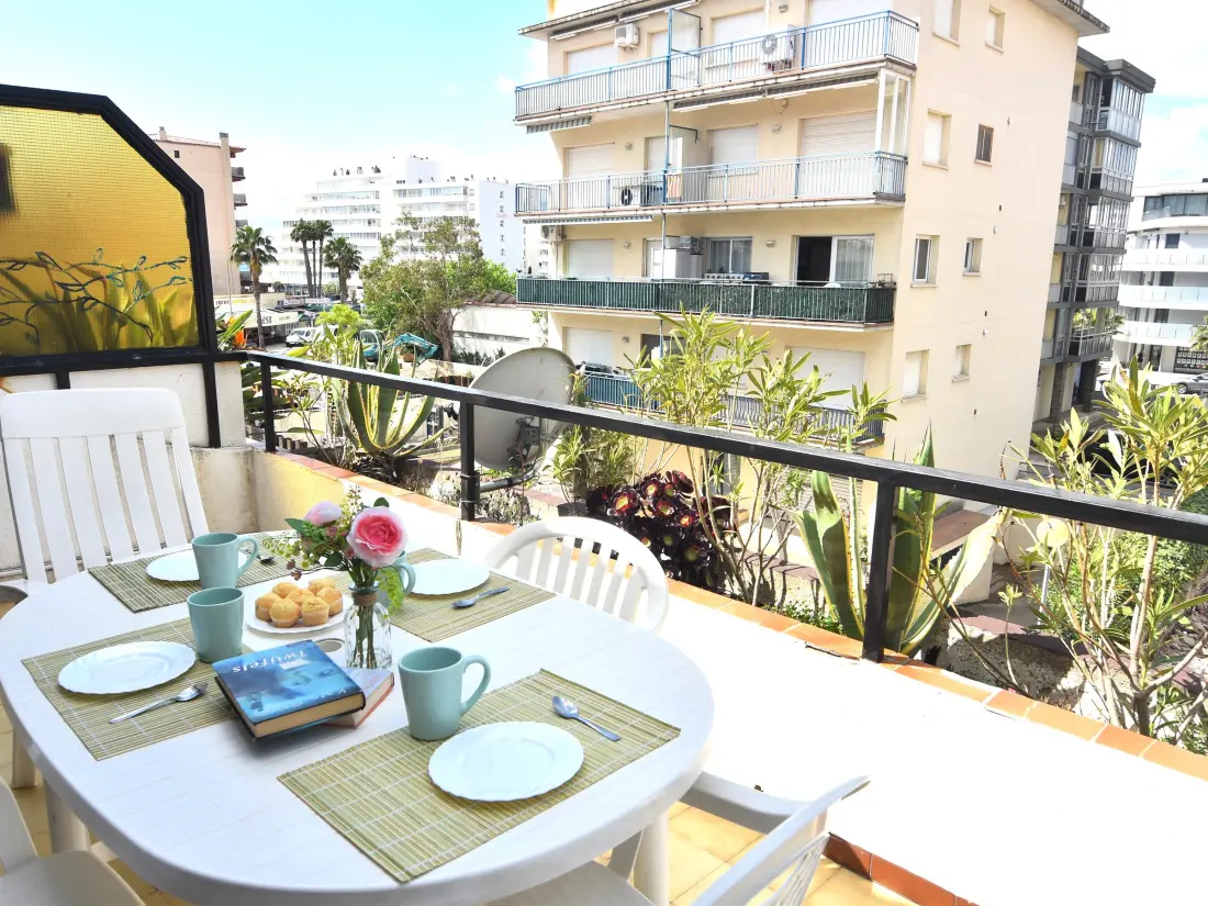 Location de Vacances Roses 501