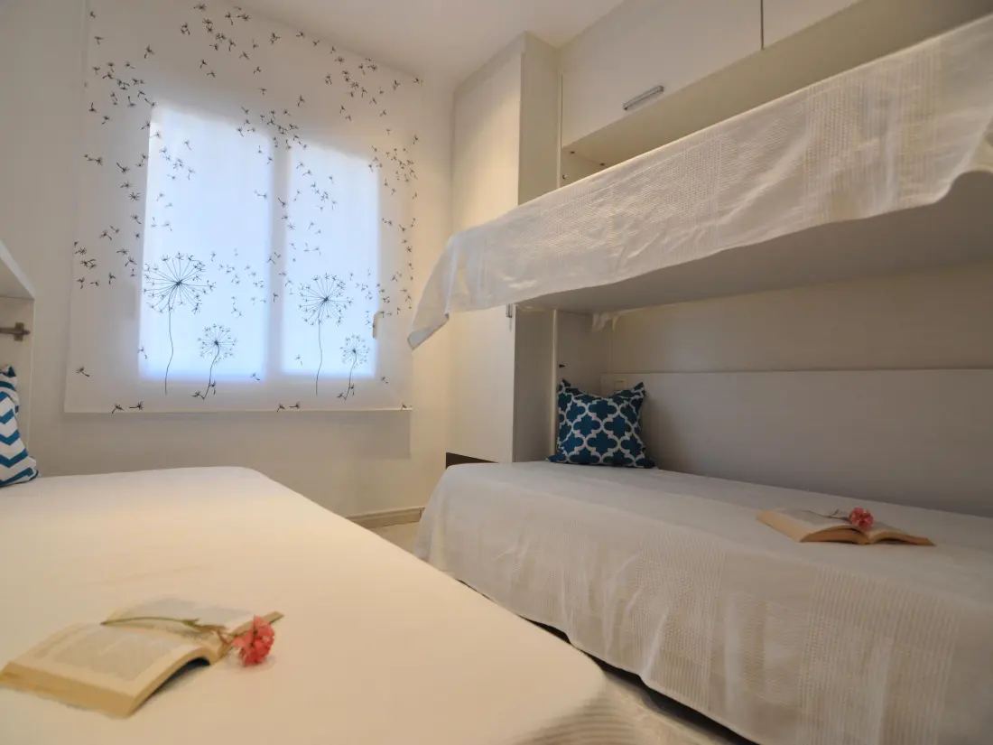 Location de Vacances Roses 512
