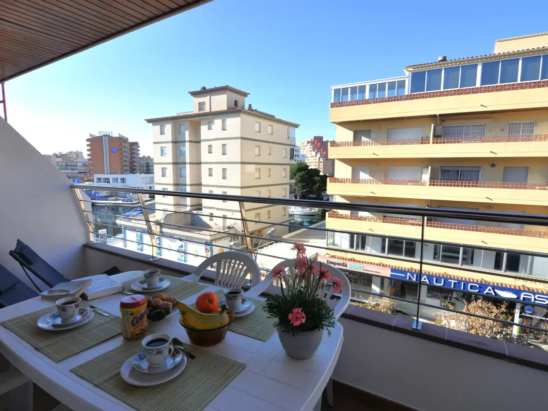 Location de Vacances Roses 521