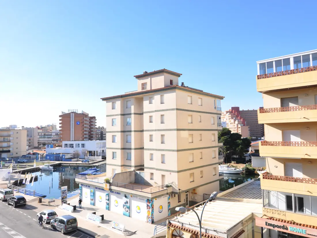 Location de Vacances Roses 521