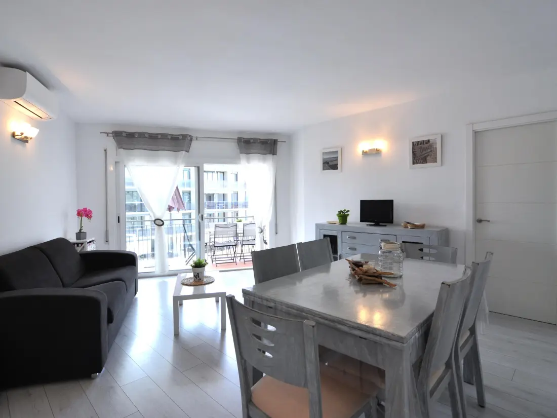 Location de Vacances Roses 523