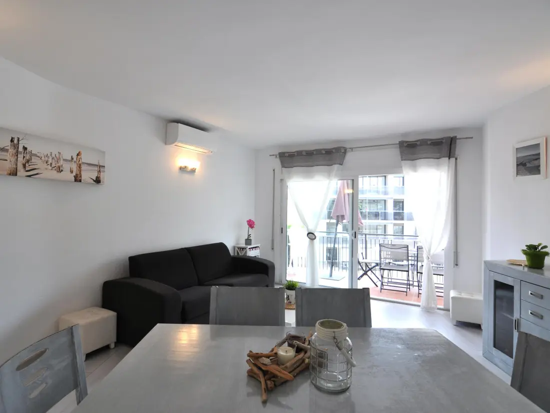 Location de Vacances Roses 523