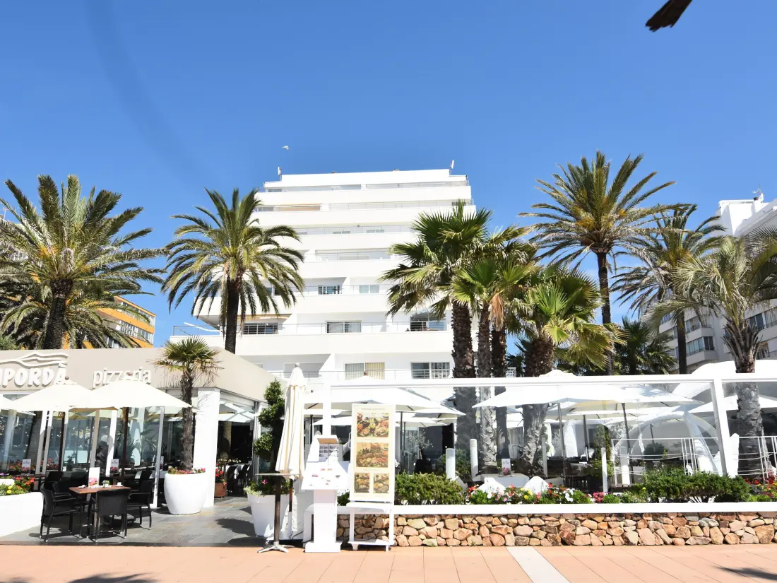Location de Vacances Roses 527
