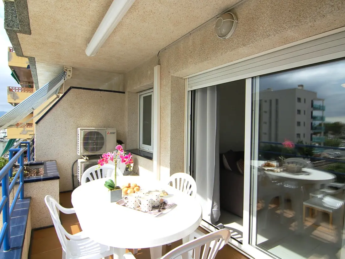 Location de Vacances Roses 536