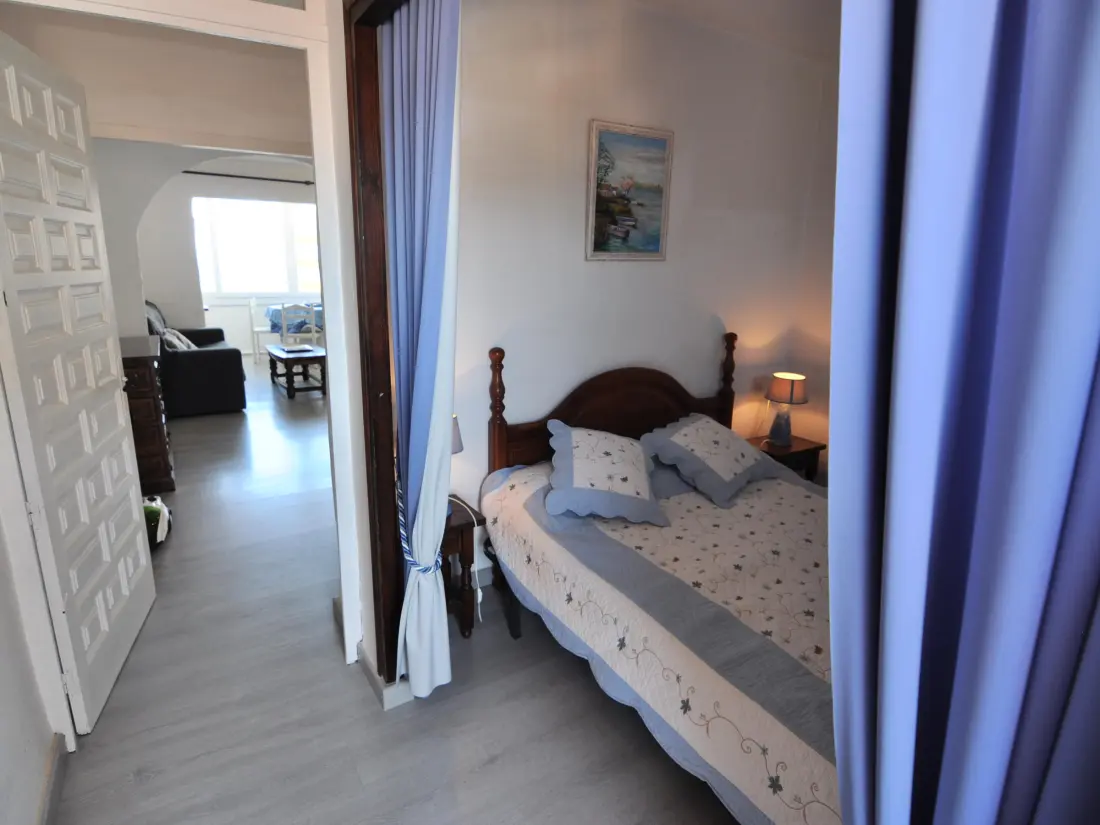 Location de Vacances Roses 543