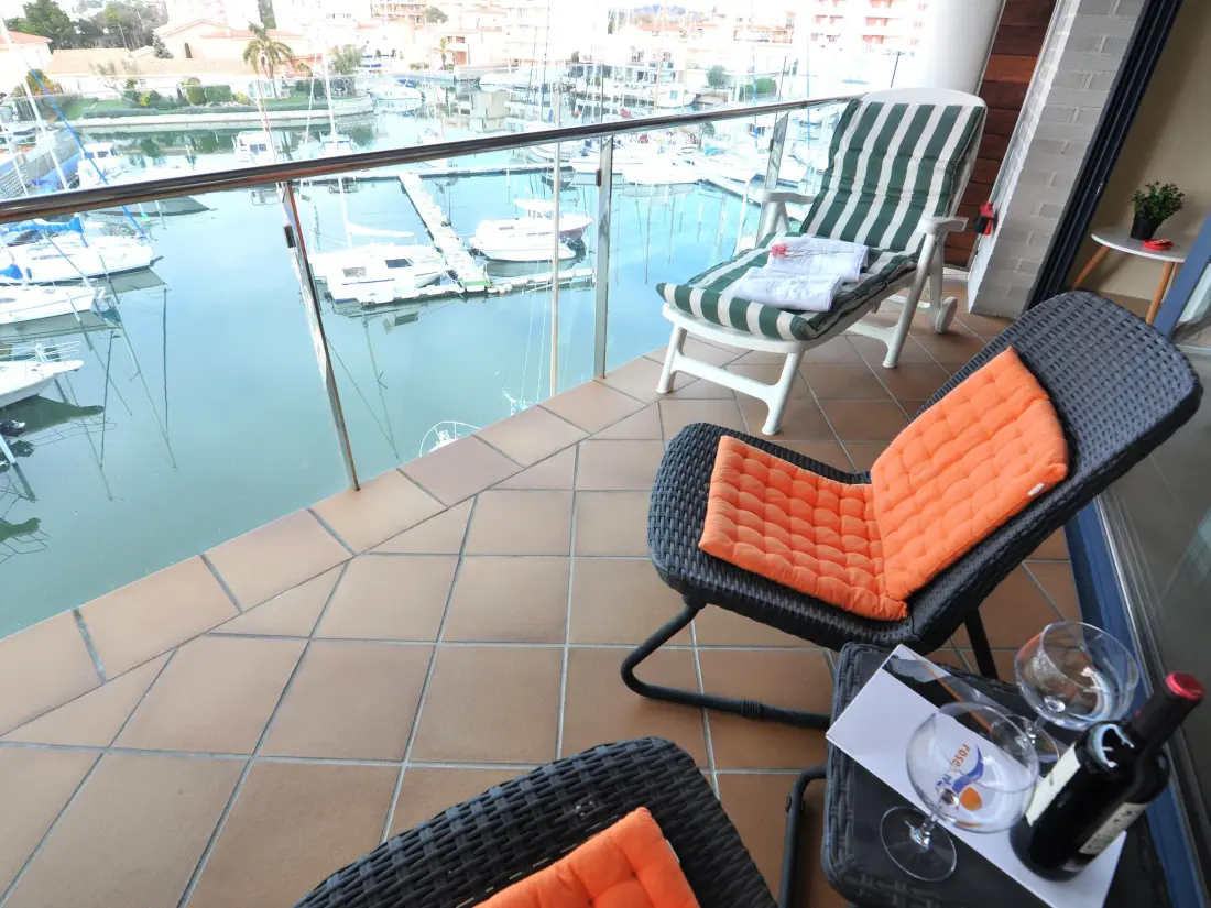 Location de Vacances Roses 549