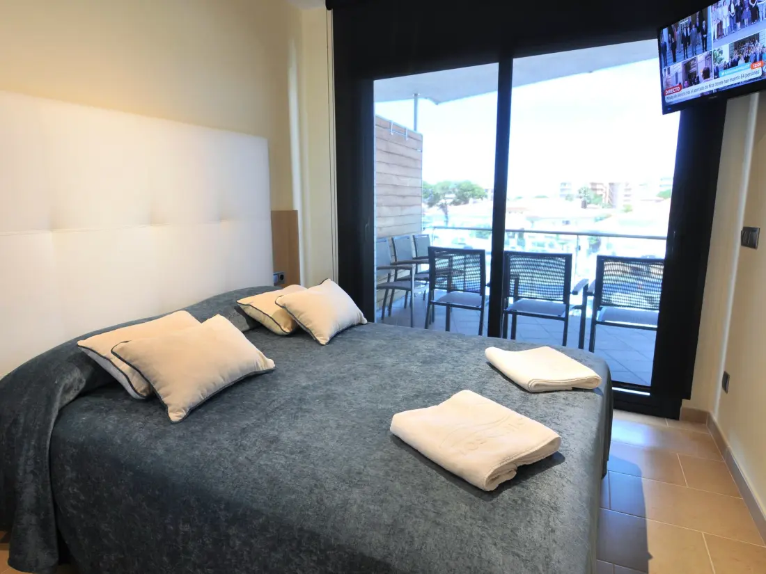 Location de Vacances Roses 554