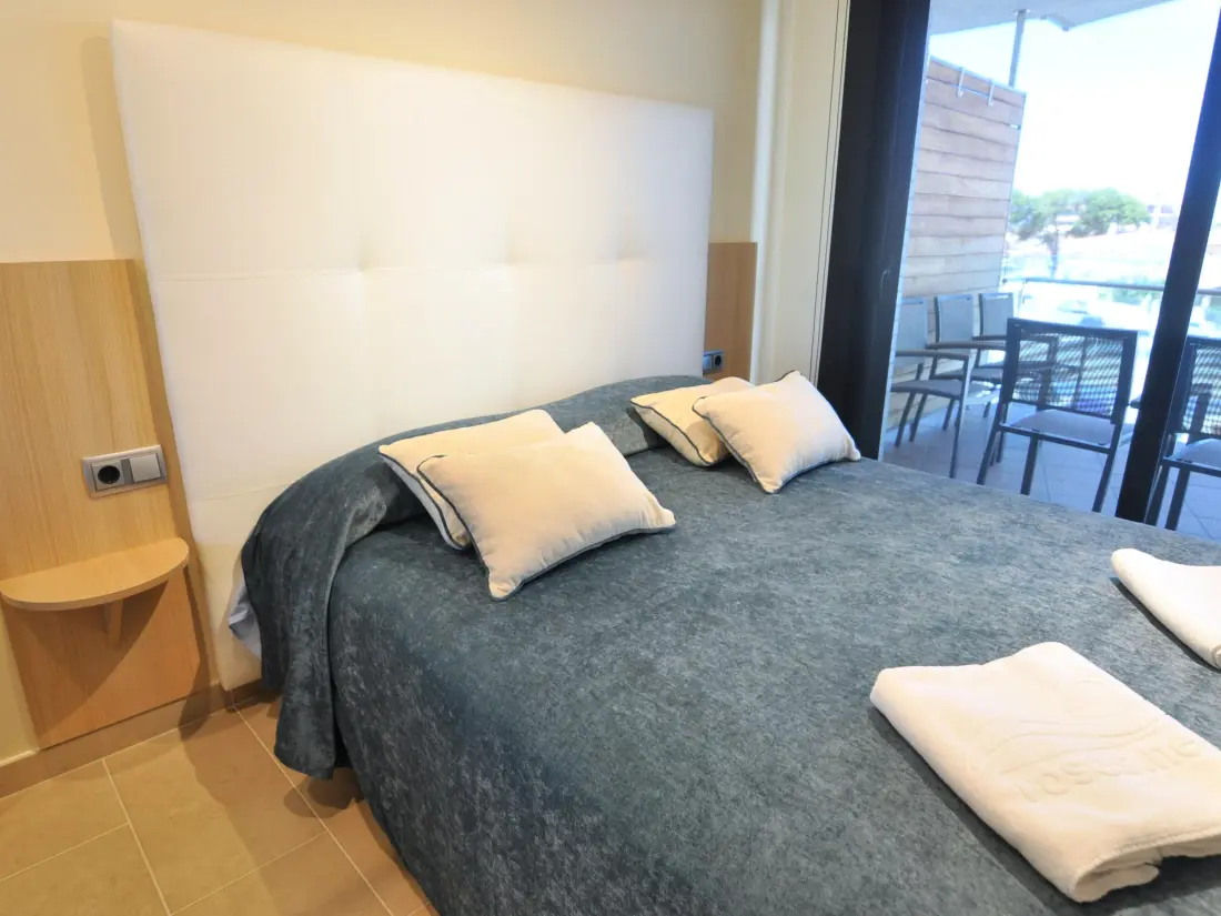 Location de Vacances Roses 554