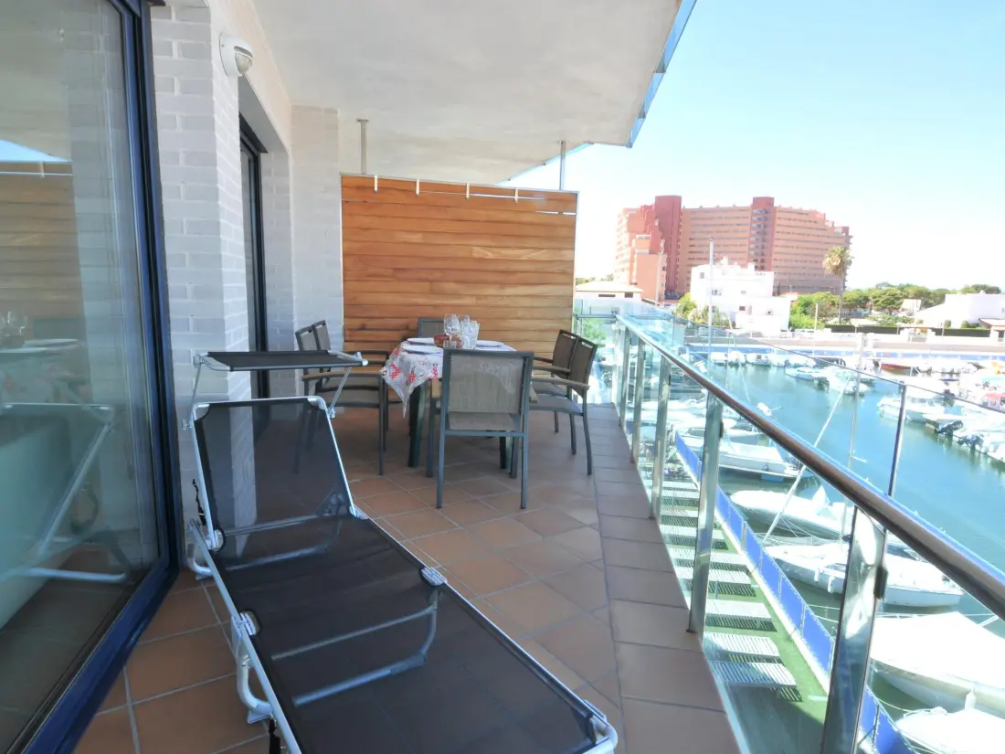Location de Vacances Roses 554