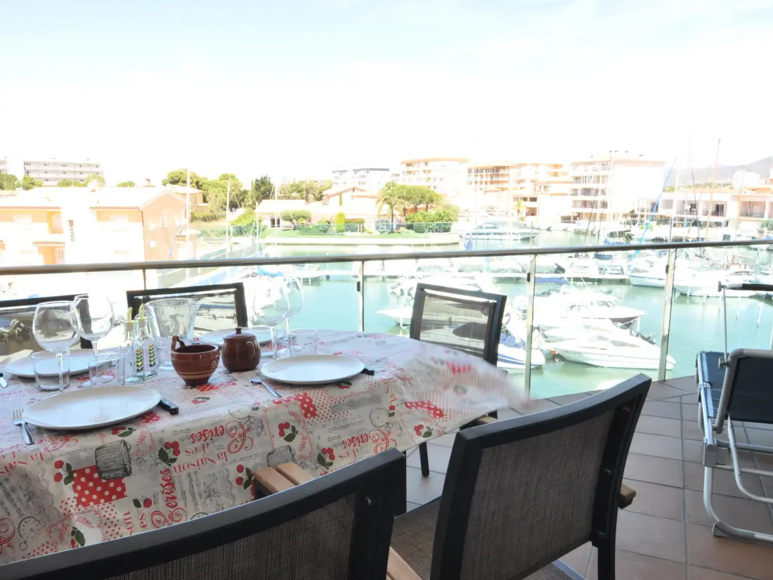 Location de Vacances Roses 554