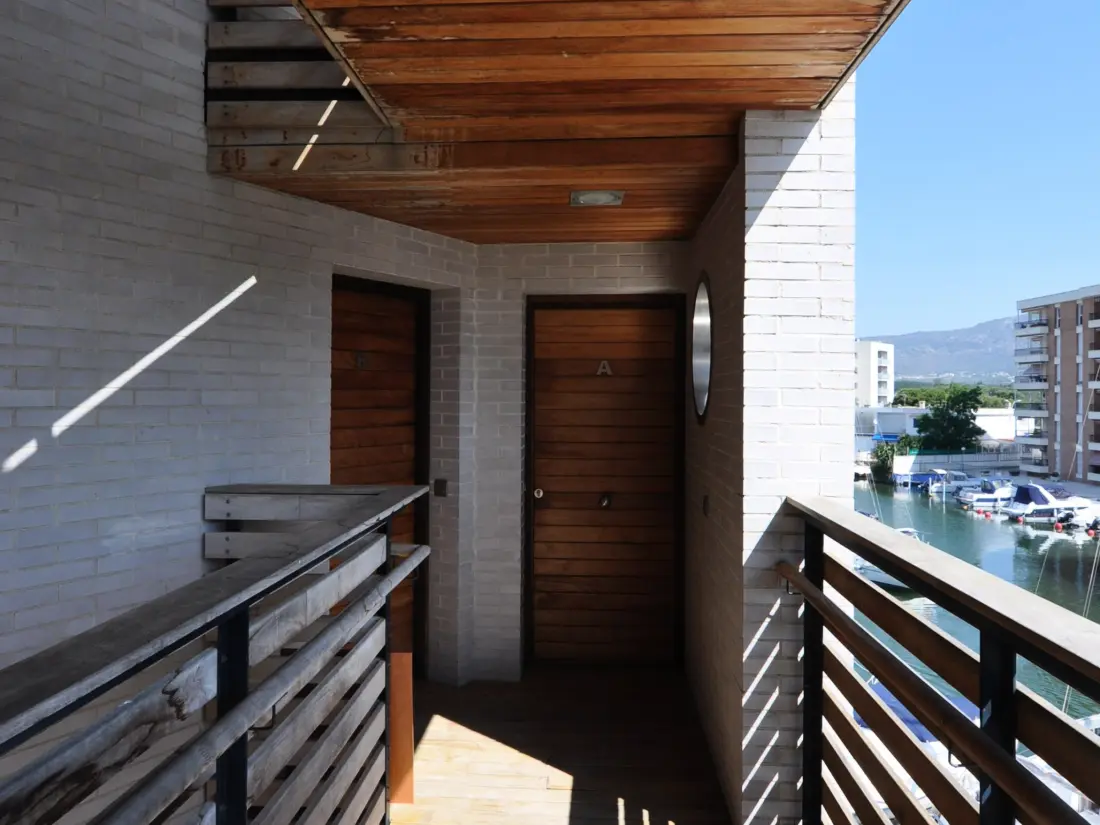 Location de Vacances Roses 554
