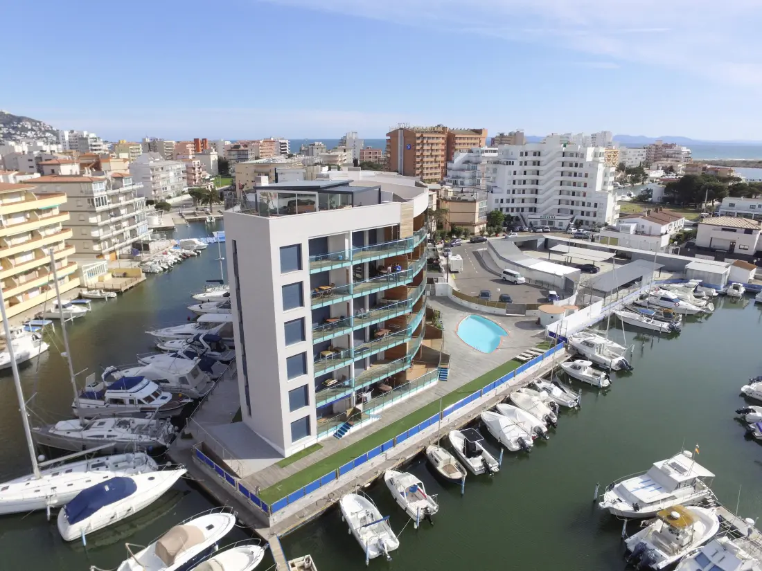 Location de Vacances Roses 554