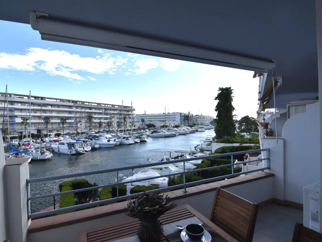 Location de Vacances Roses 555