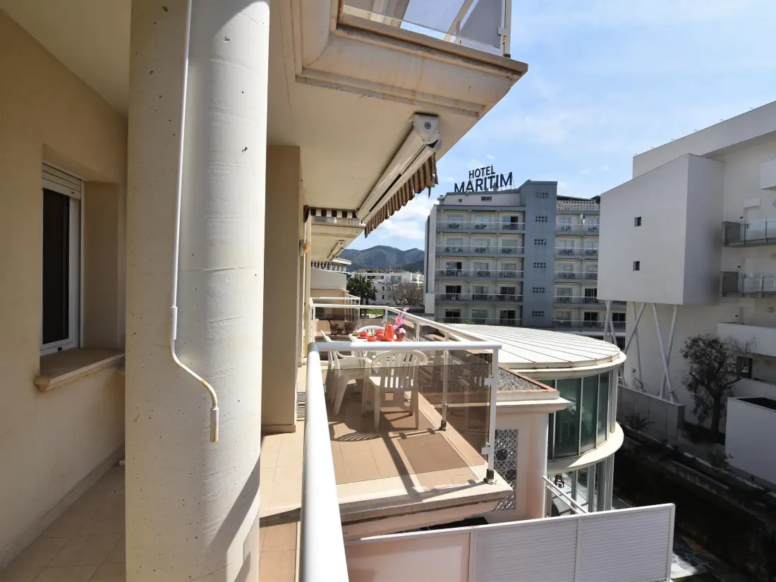 Location de Vacances Roses 556