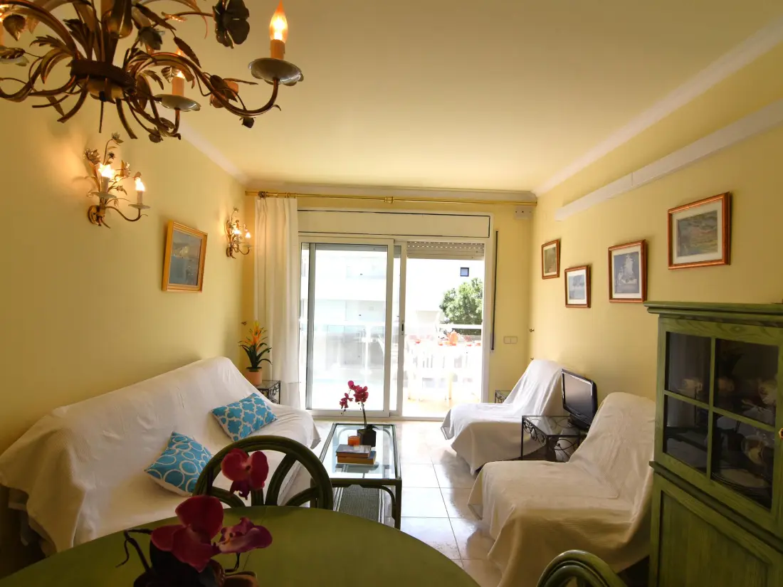 Location de Vacances Roses 556