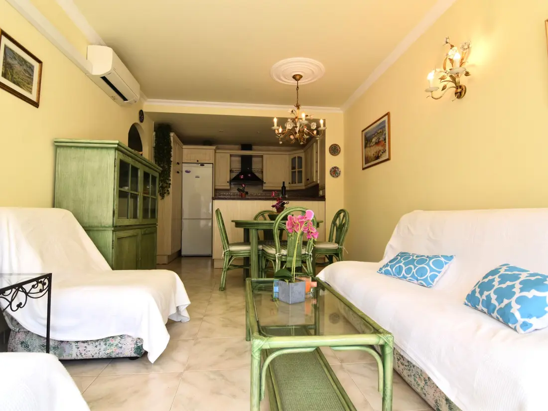 Location de Vacances Roses 556