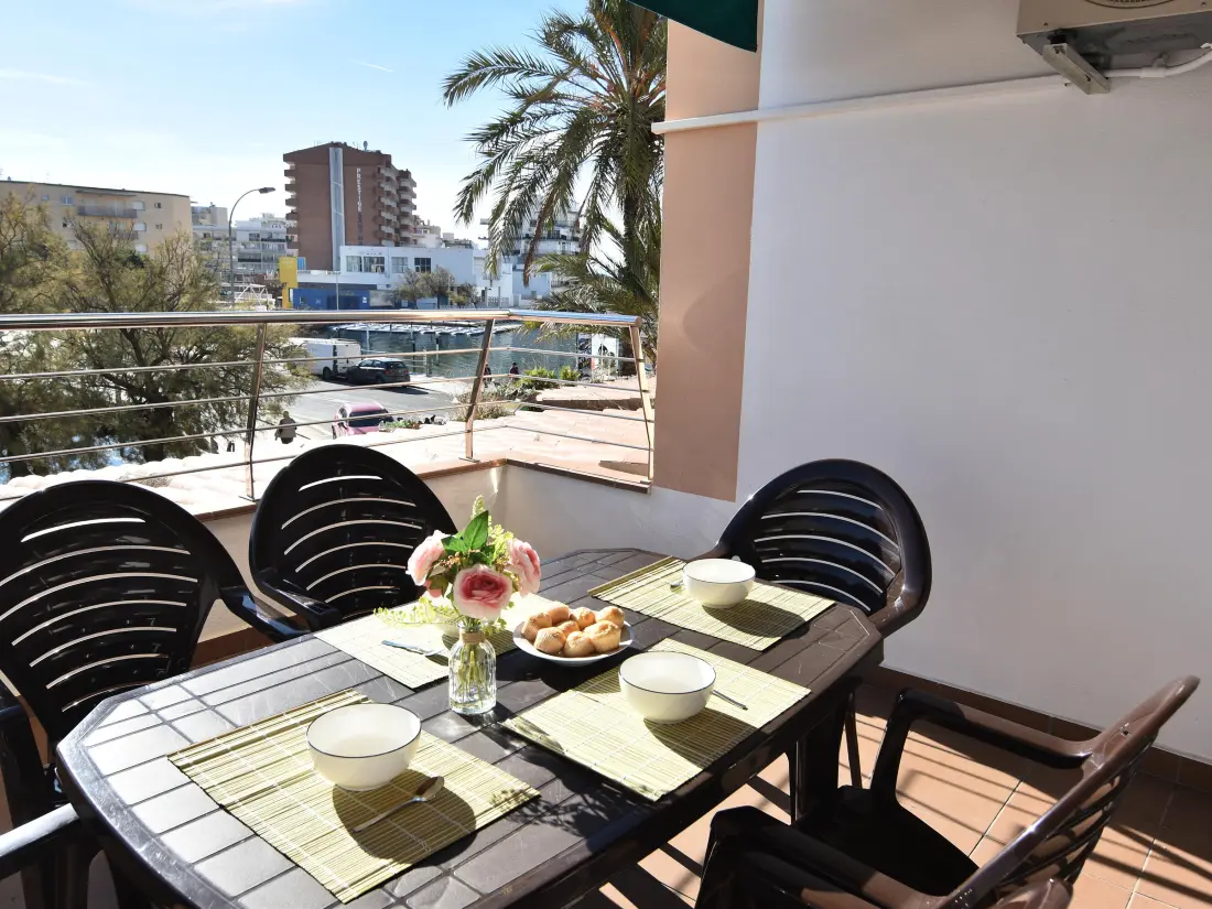 Location de Vacances Roses 558