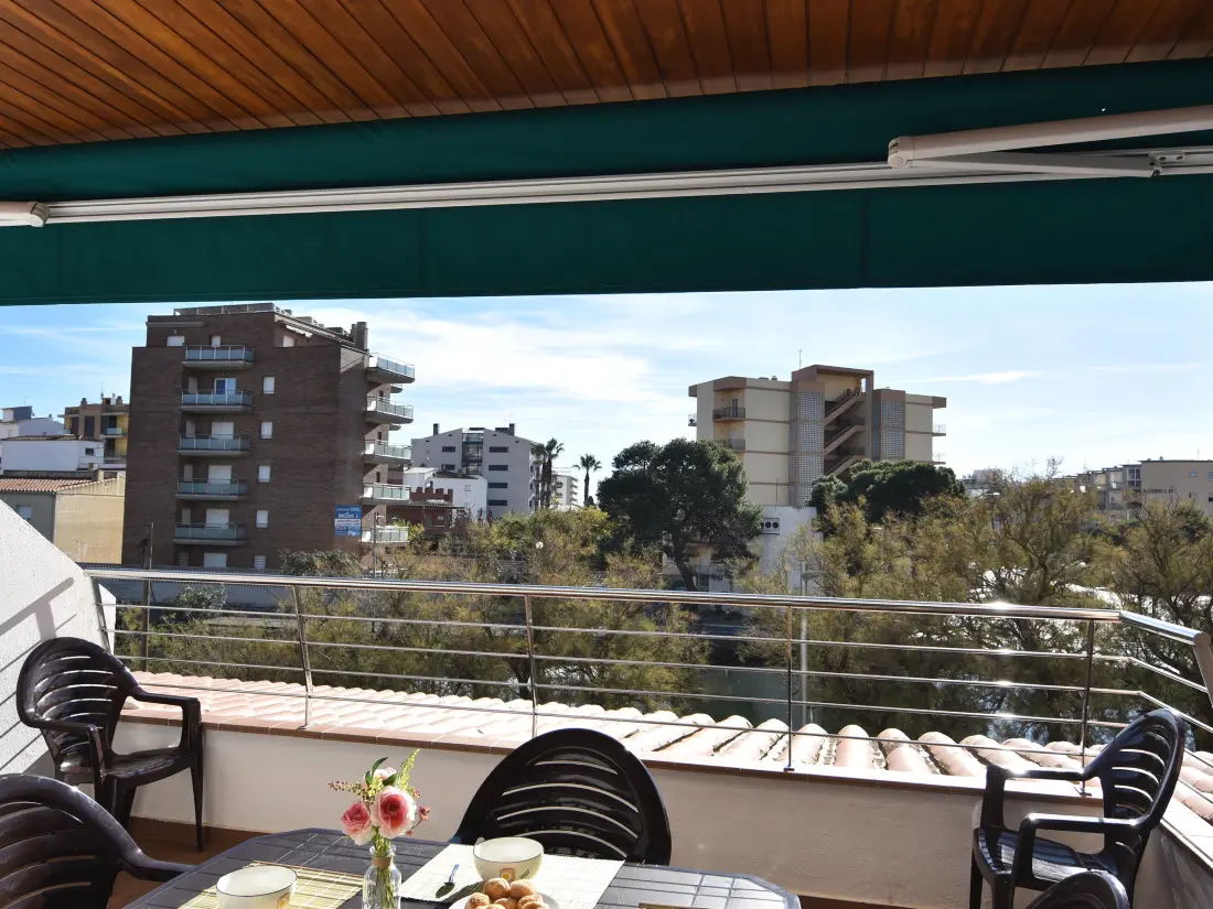 Location de Vacances Roses 558