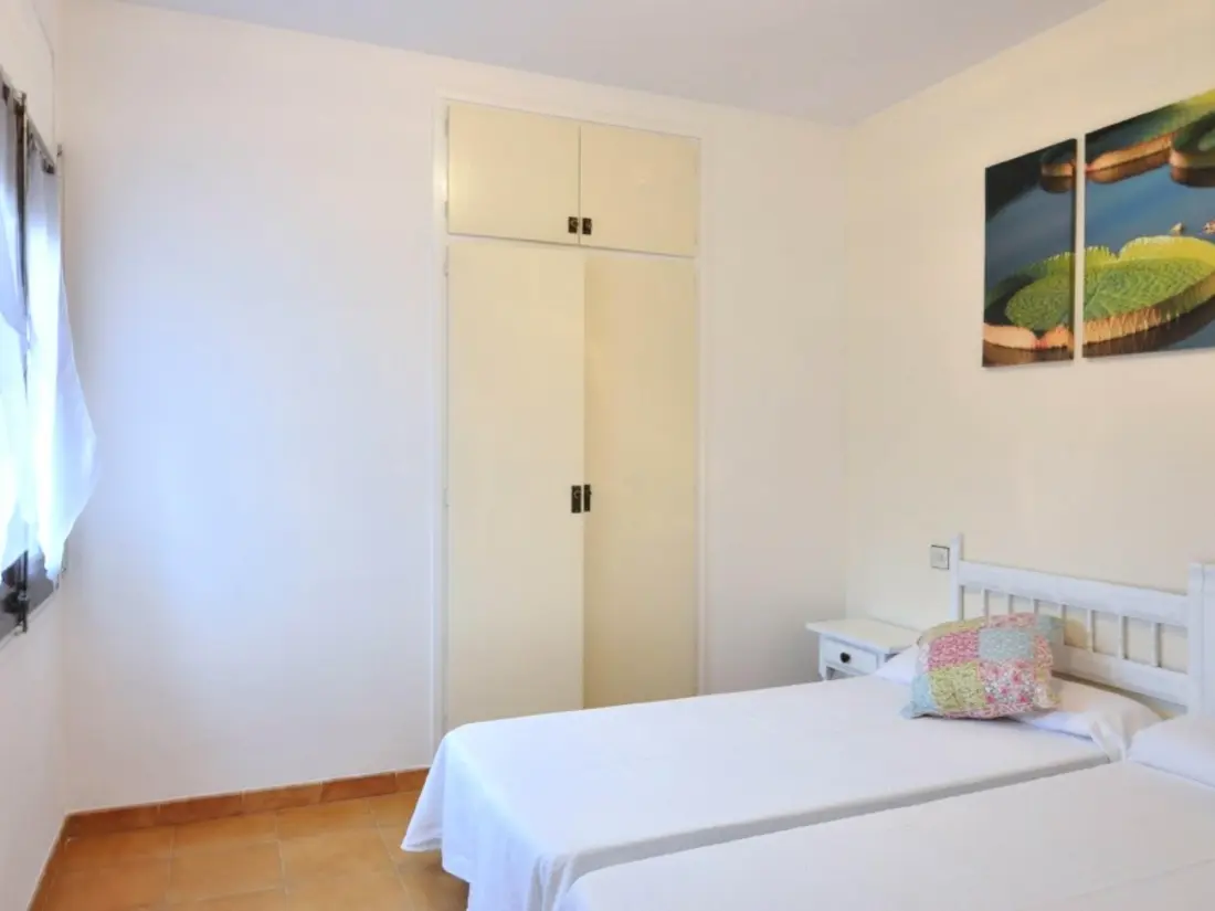 Location de Vacances Roses 567