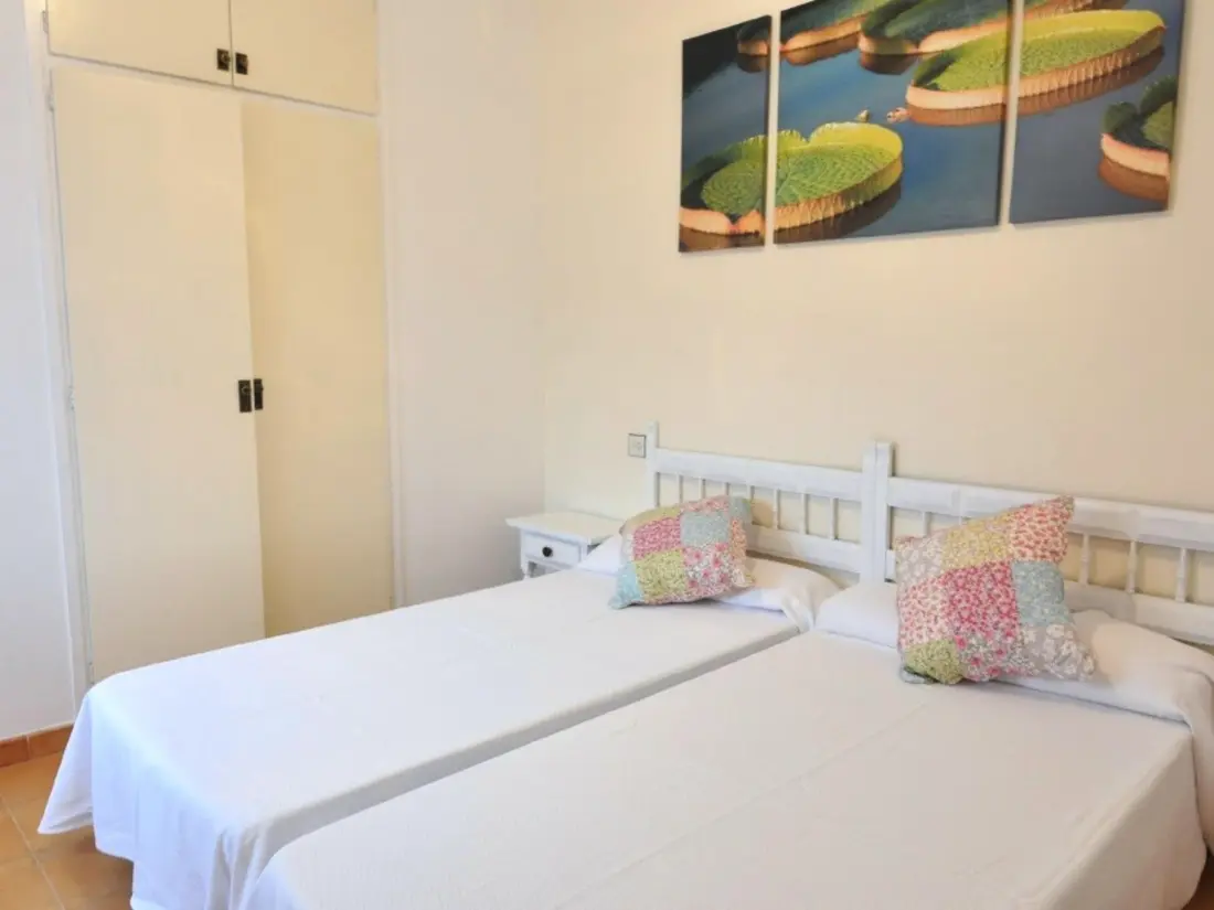Location de Vacances Roses 567