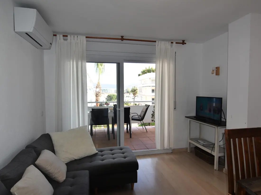 Location de Vacances Roses 568