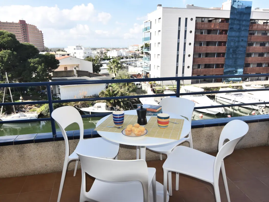 Location de Vacances Roses 588