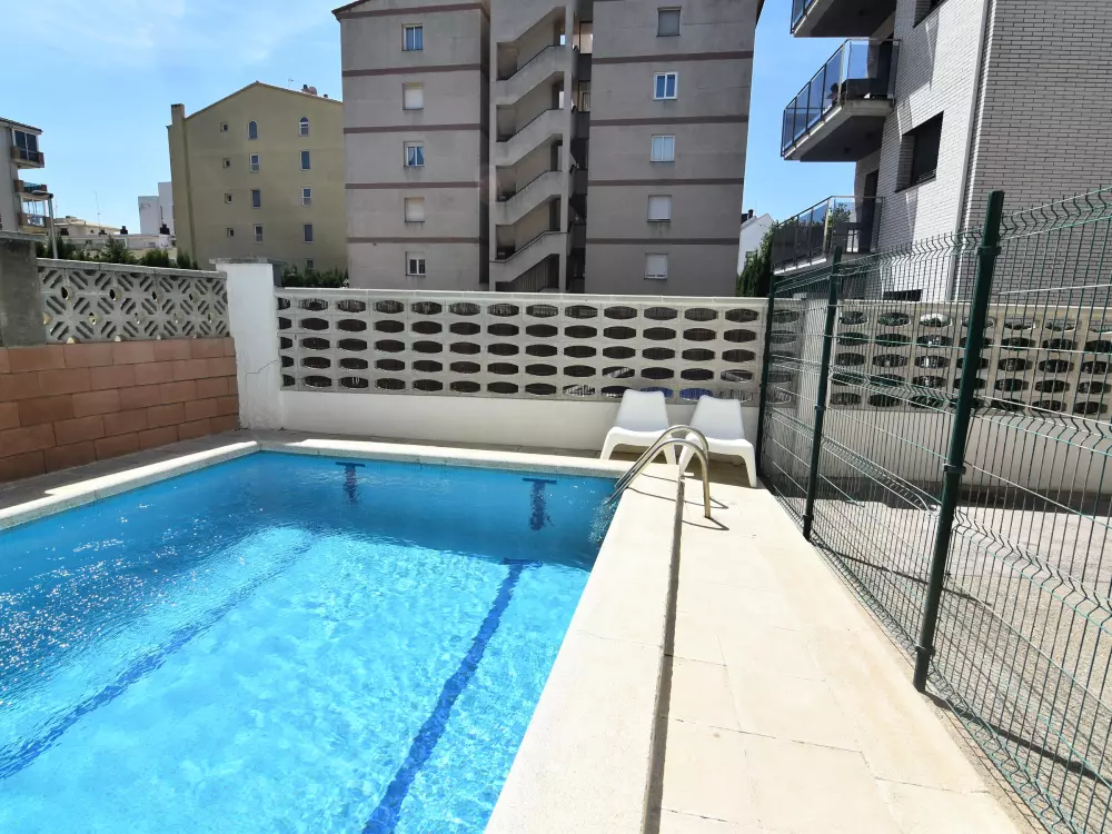 Location de Vacances Roses 591