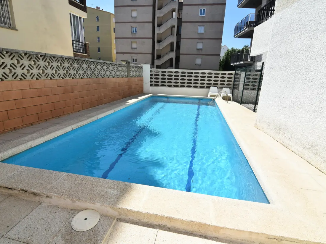 Location de Vacances Roses 591
