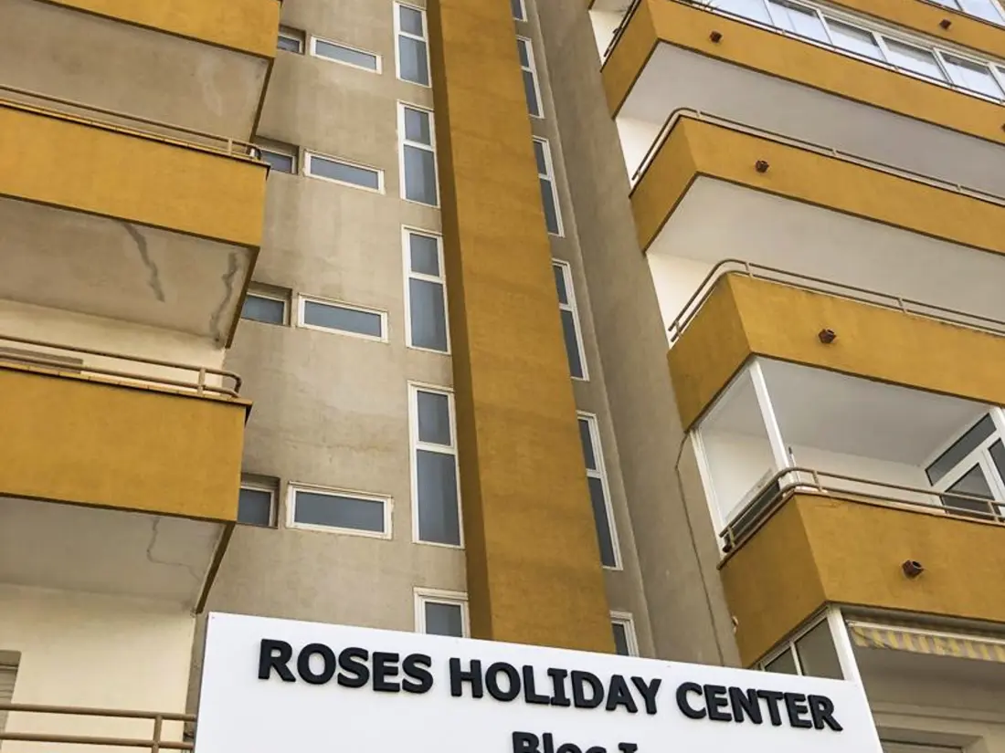 Location de Vacances Roses 599