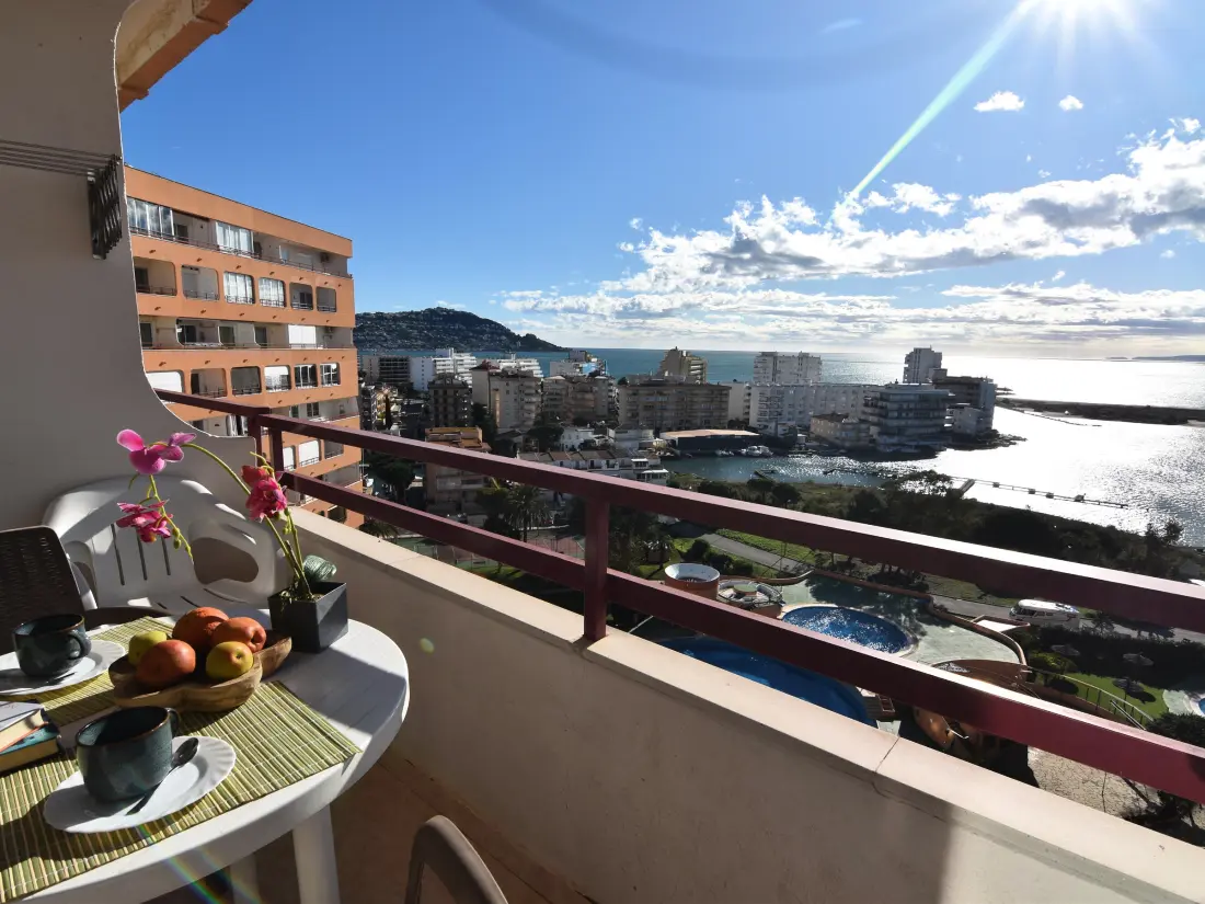 Location de Vacances Roses 610