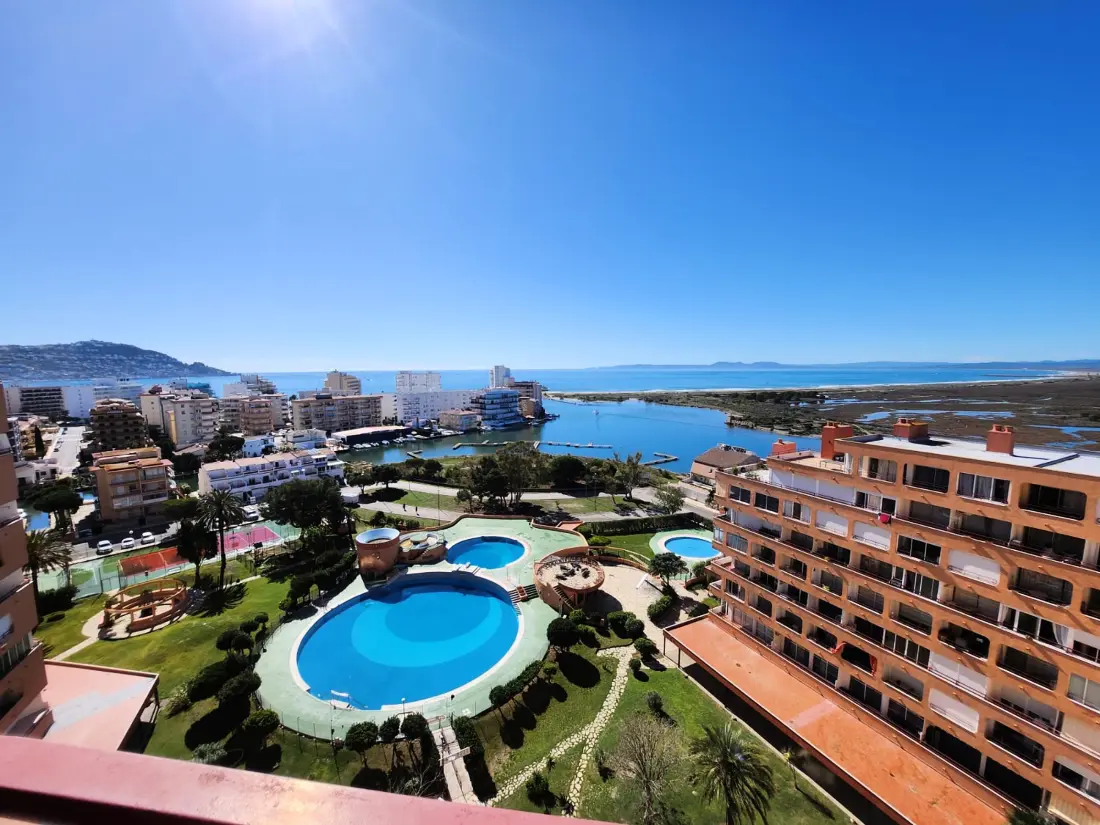 Location de Vacances Roses 610