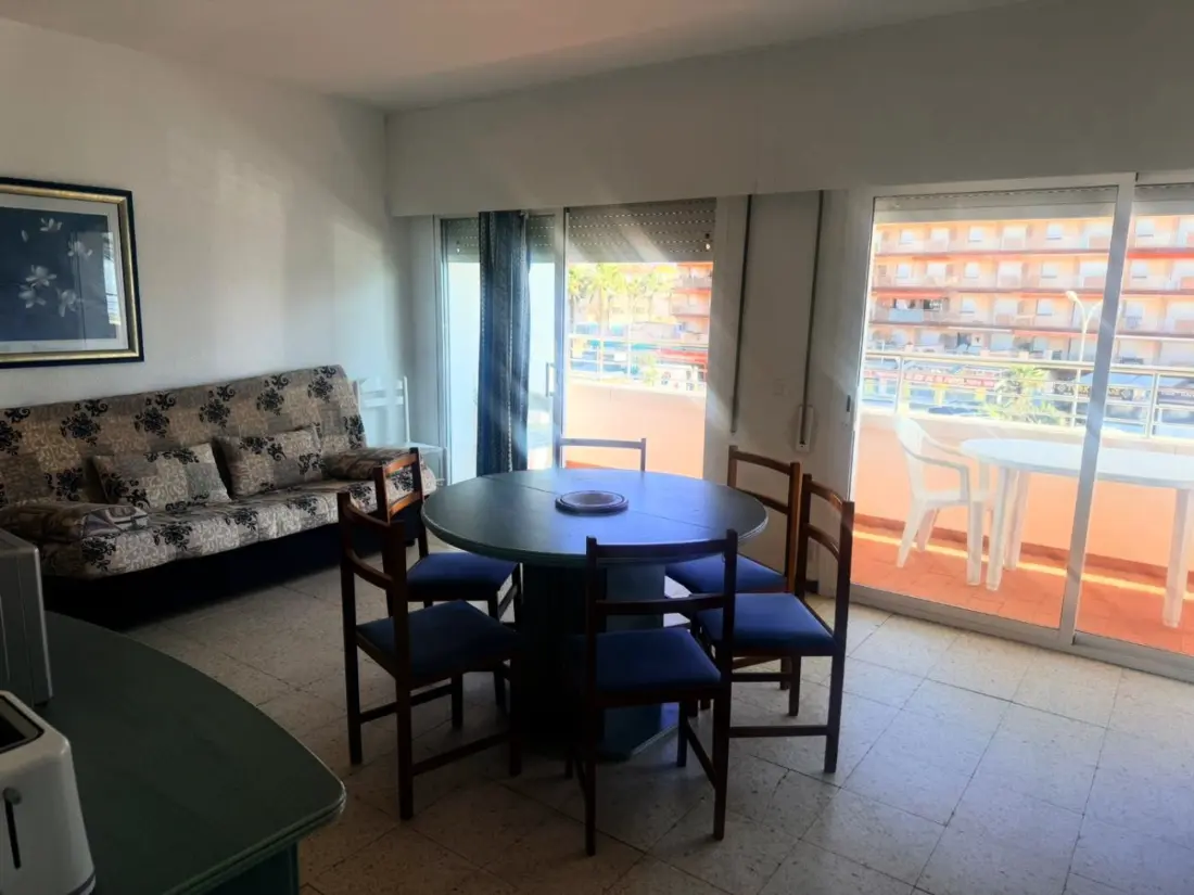 Location de Vacances Roses 624