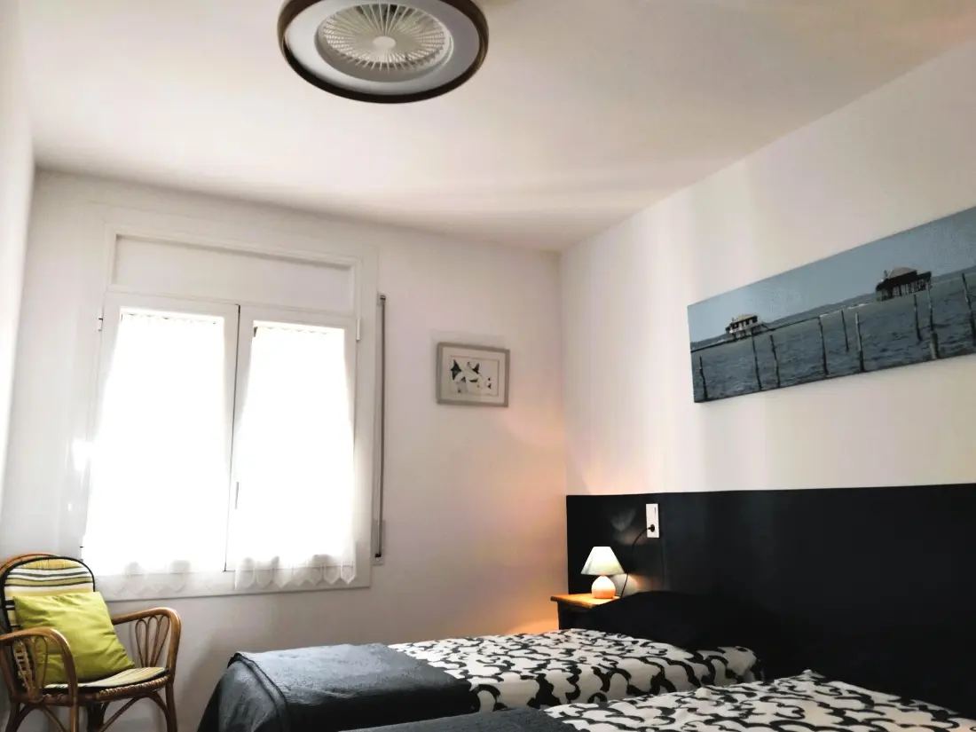 Location de Vacances Roses 629