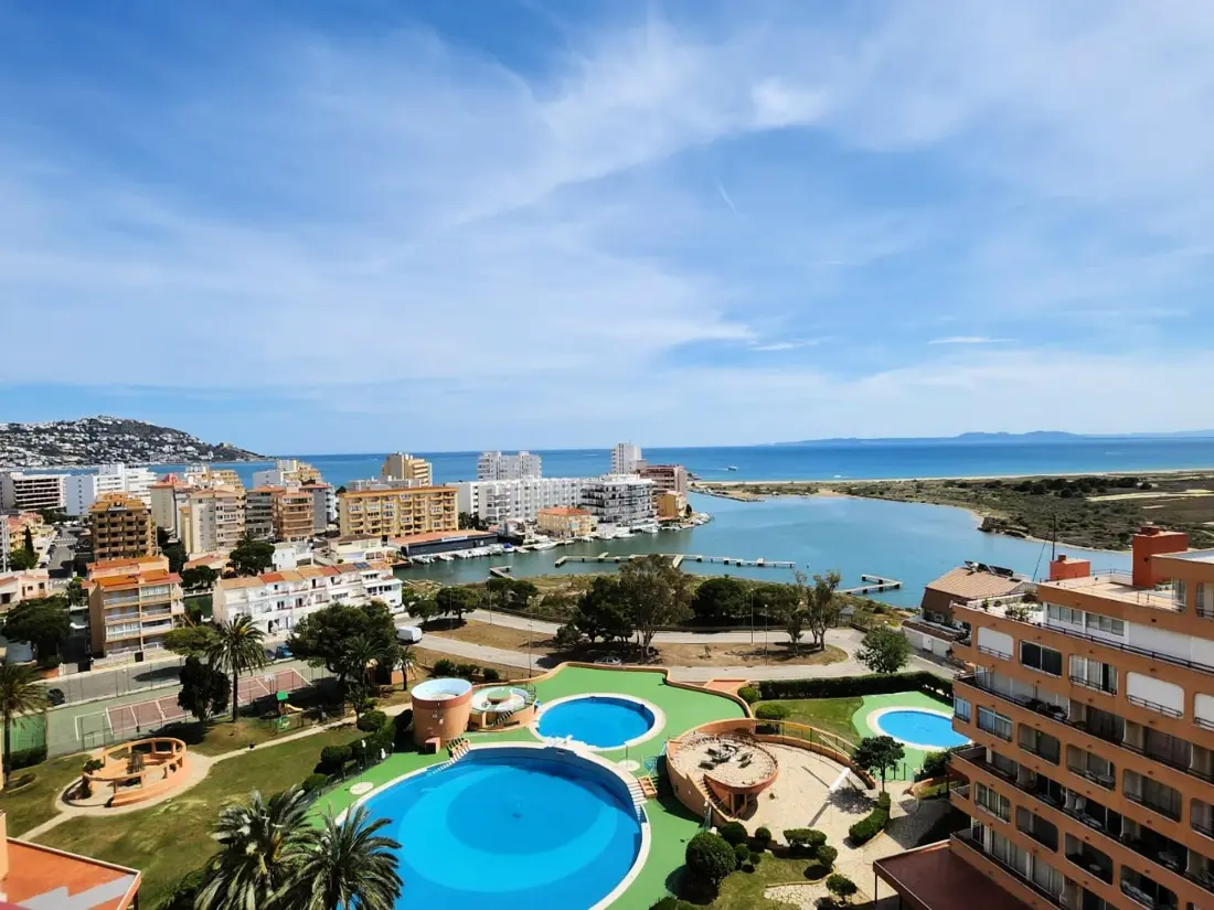 Location de Vacances Roses 634