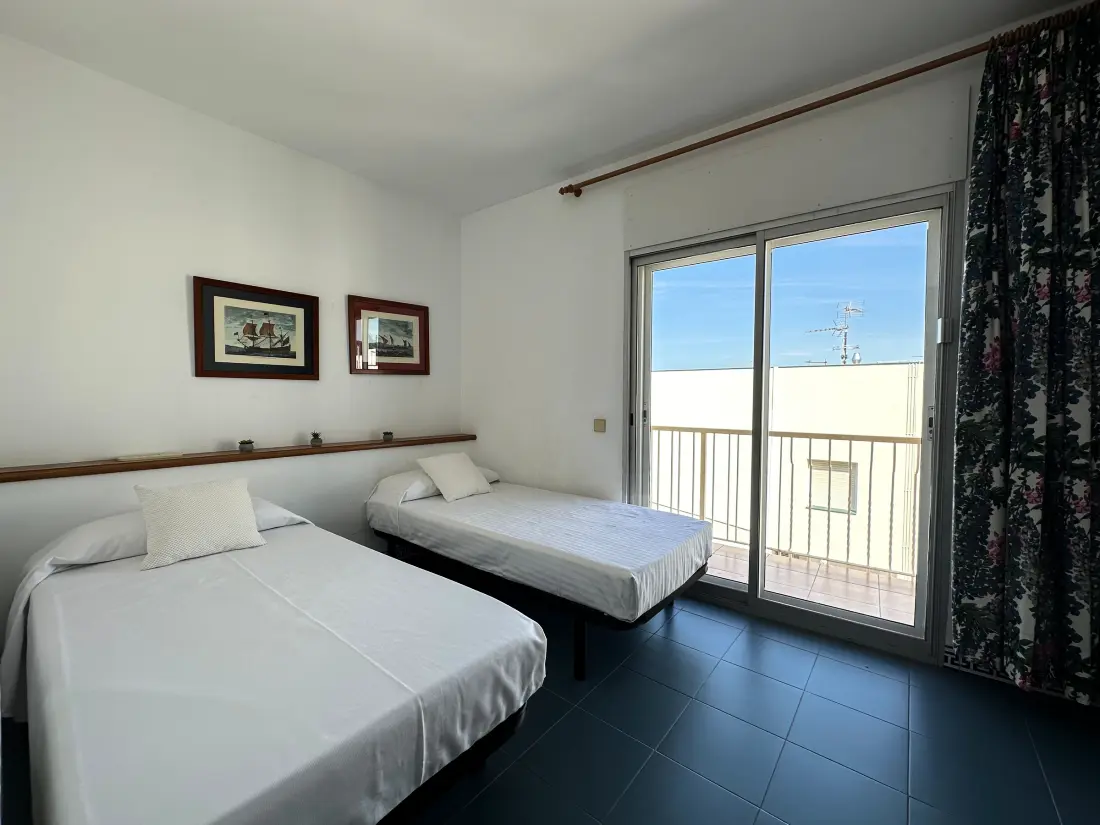 Location de Vacances Roses 670