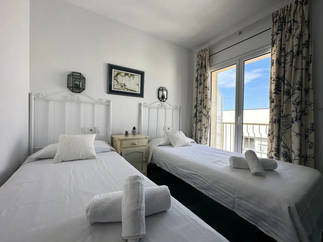 Location de Vacances Roses 672