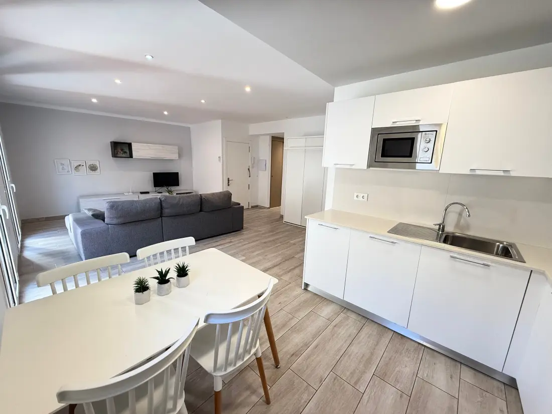 Location de Vacances Roses 677