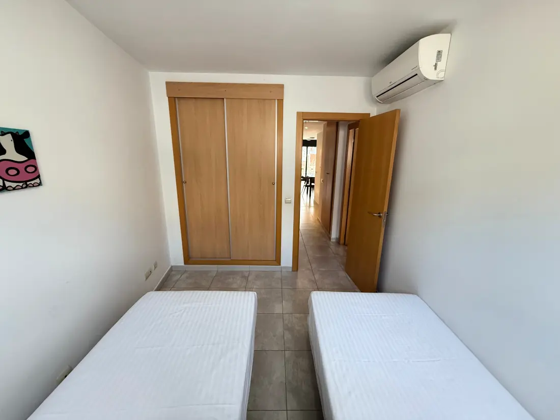 Location de Vacances Roses 678