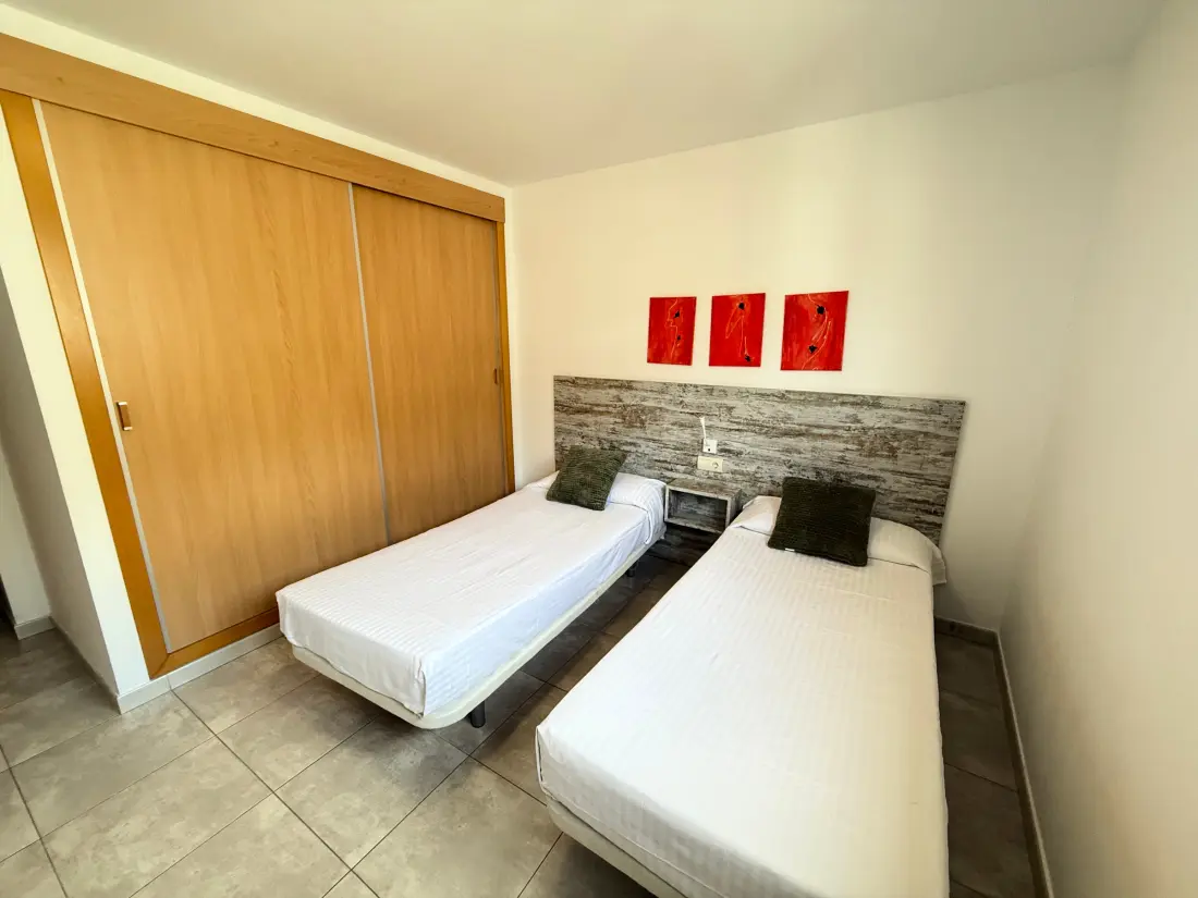 Location de Vacances Roses 678
